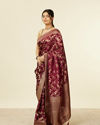 alt message - Mohey Women Classic Wine Bel Buti Patterned Saree image number 3